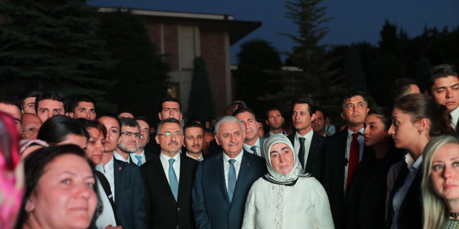 TİHEK Başkanı Süleyman Arslan Başbakanlık’ta Düzenlenen Veda Programına Katıldı