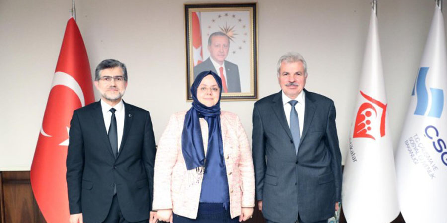 TİHEK’ten Aile, Çalışma ve Sosyal Hizmetler Bakanı Zehra Zümrüt Selçuk’a Ziyaret