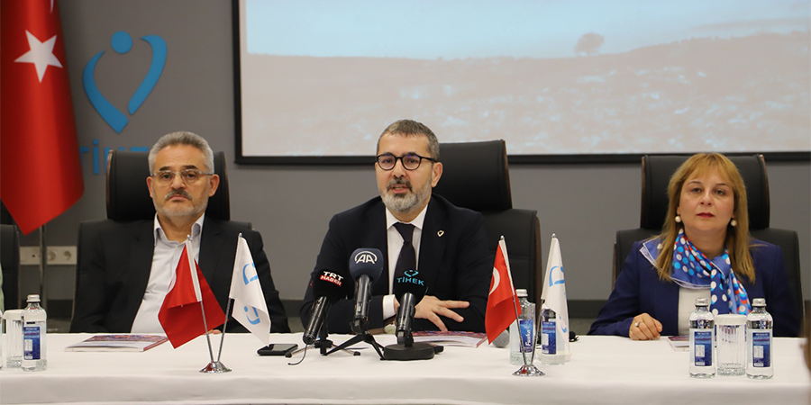 Sığınmacılar ve Düzensiz Göçmenlere Yönelik Geri İtme Eylemlerinin İnsan Hakları Perspektifinden Değerlendirilmesi Raporu Kamuoyuna Açıklandı