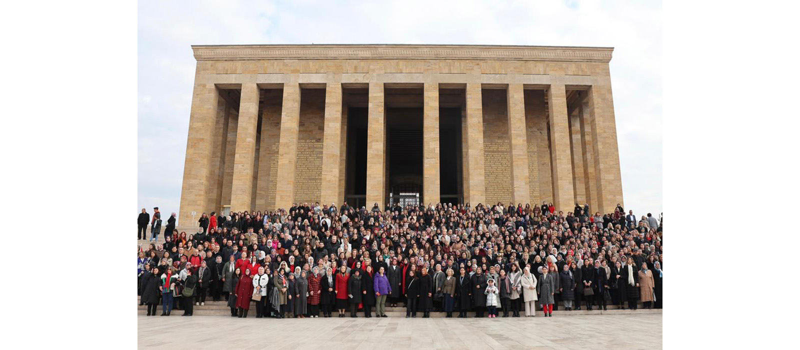 Kadınlara Seçme ve Seçilme Hakkı Verilmesinin Yıl Dönümünde Gerçekleştirilen Anıtkabir Ziyaretine Katılım Sağlandı
