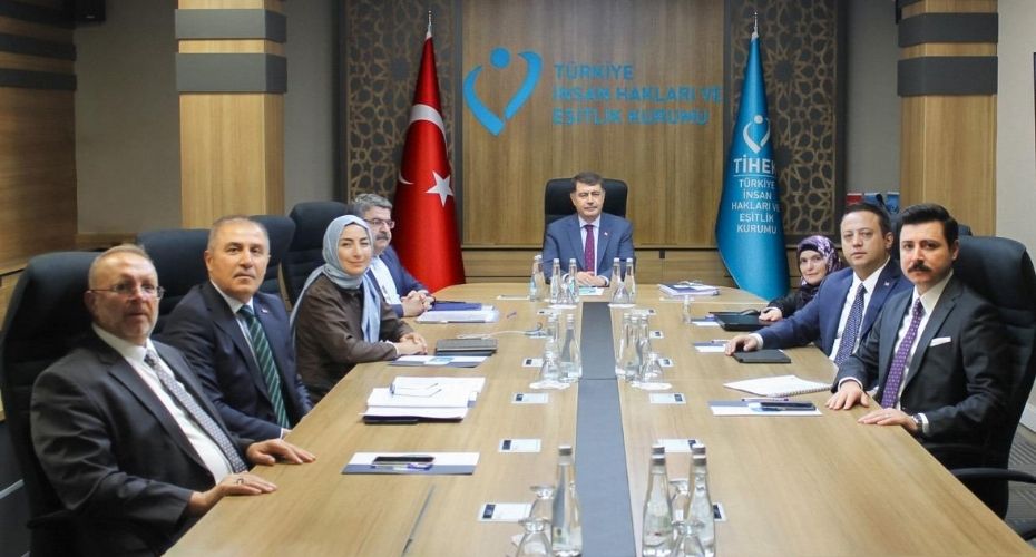 Türkiye İnsan Hakları ve Eşitlik KuruIu Toplantısı Vasip Şahin Başkanlığında Gerçekleştirildi