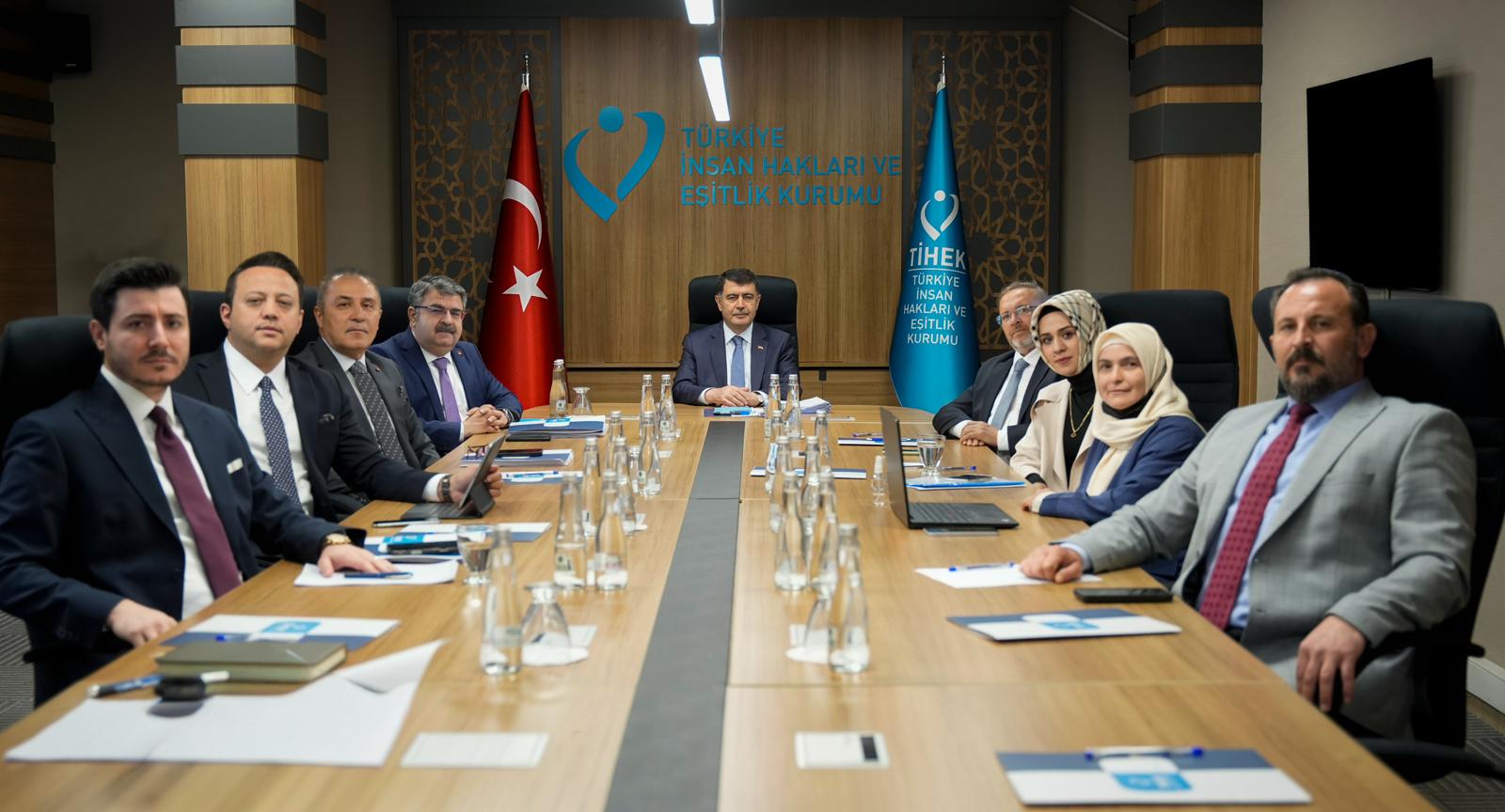 TİHEK’in Yeni Dönemdeki İlk Kurul Toplantısı, TİHEK Başkanı Vasip Şahin Başkanlığında Gerçekleştirildi
