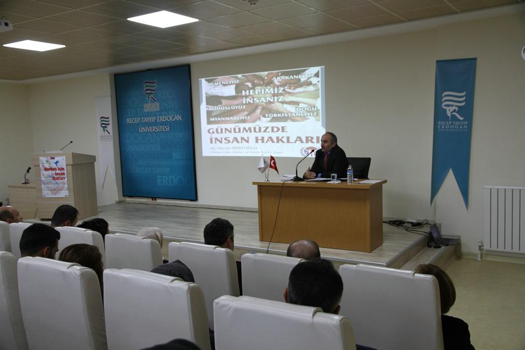 TİHEK Kurul Üyesi Harun Mertoğlu Rize'de Konferans Verdi