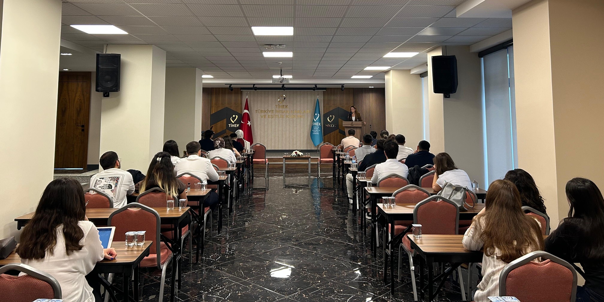  İnsan Hakları ve Eşitlik Hukuku Seminerleri Sertifika Programı’nın Dördüncü Haftası Başladı