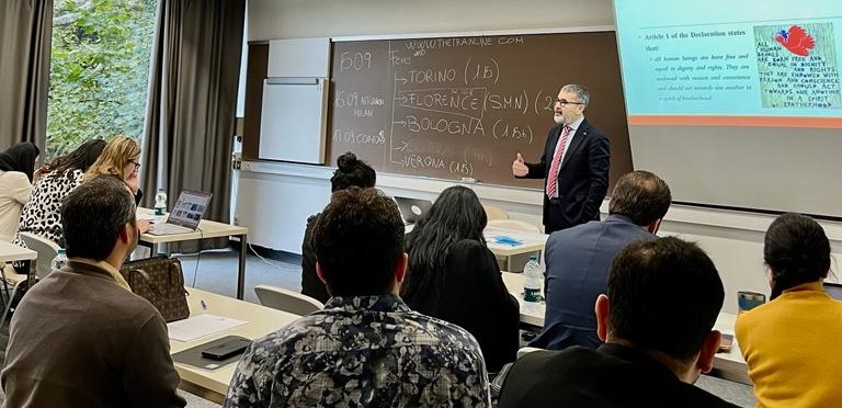 Başkanımız Prof. Dr. Muharrem Kılıç, İtalya Como'da E-Campus Üniversitesi'nde 11-18 Eylül 2023 Tarihleri Arasında Gerçekleştirilen İnsan Hakları Yaz Okulunda Eğitim Verdi