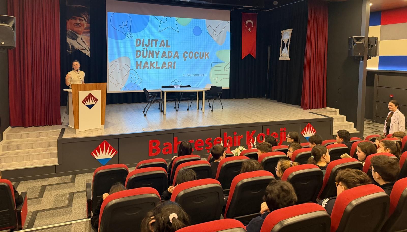 Türkiye İnsan Hakları ve Eşitlik Kurumundan Bahçeşehir Koleji Öğrencilerine Çocuk Hakları Eğitimi