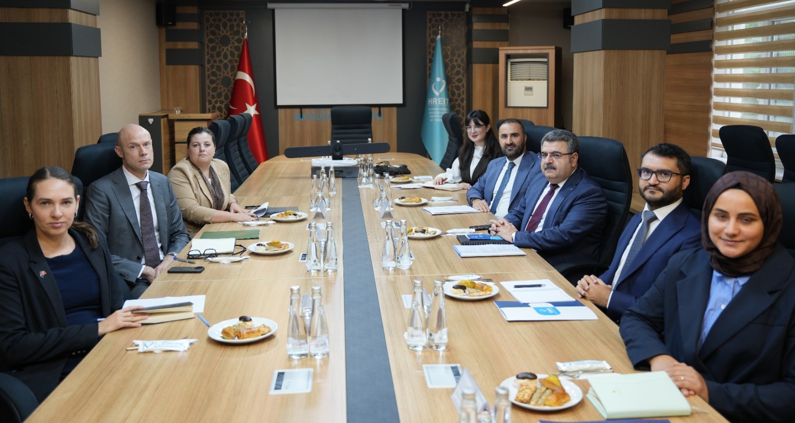 Avustralya Büyükelçiliği Heyetinden Kurumumuza Ziyaret