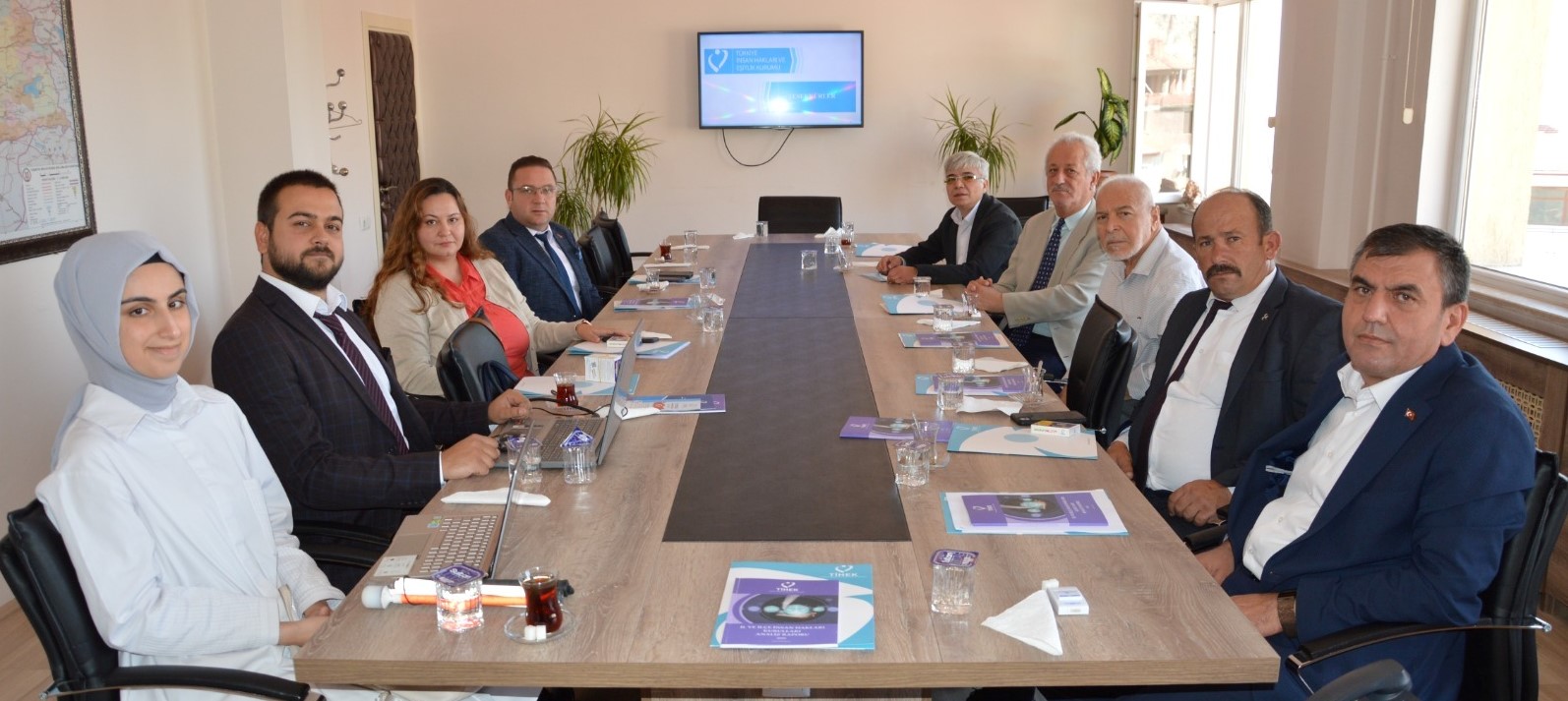 Sivrihisar İlçe İnsan Hakları Kurulu Üyeleriyle Toplantı Gerçekleştirildi